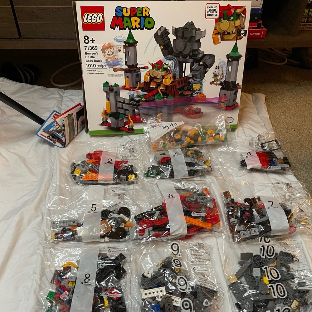 Discontinued Mario Lego Bowsers Castle Boss Battle set